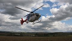 Záchranářský vrtulník přistává u místa nehody v Morkovicích-Slížanech na... | na serveru Lidovky.cz | aktuální zprávy