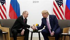 V sace se seel Trump s Putinem. Mluvili hlavn o odzbrojen