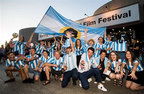 Dalm z uvedench snmk na karlovarskm festivalu je film Diego Maradona...