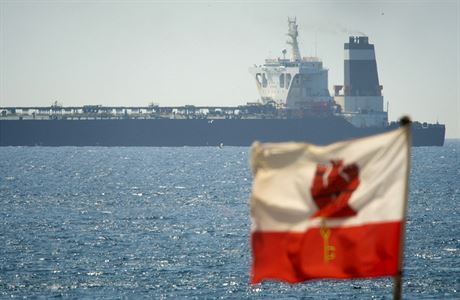 Nmonci na Gibraltaru zadrely supertanker, u nho panuje podezen z...