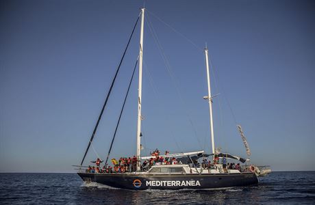 Plavidlo italsk neziskov organizace Mediterranea Saving Humans.