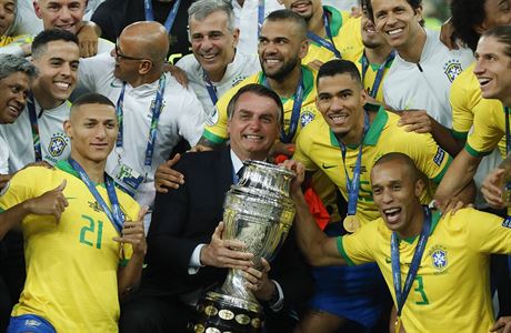 Brazilci s trofej pro vtze Copa Amrica
