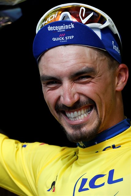 Julien Alaphilippe je prvním Francouzem na Tour de France po pěti letech ve...