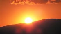 Pohled na západ slunce z Vítkova kamene.
