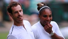 Wimbledon, mix: Serena Williamsová a Andy Murray vymýlejí, jak na soupee.