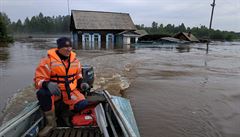 Záplavy v Rusku si u vyádaly 20 mrtvých, osm lidí se poheuje.