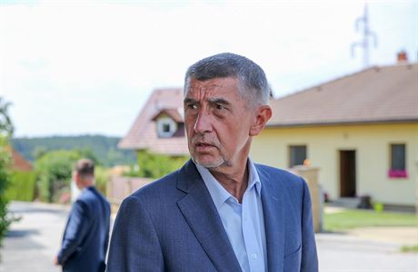 Senát vyzval vládu k vymáhání dotací po holdingu Agrofertu, Babiš je podle něj ve střetu zájmů