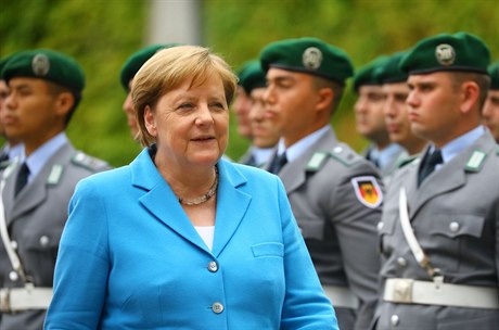 Merkelovou na setkání s finským premiérem Rinnem postihl podle Reuters tes.