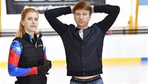 Alexej Jagudin propaguje představení Louskáček na ledě (zleva Eliška Březinová...