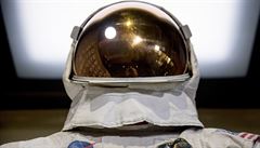 Skafandr Neila Armstronga byl vystaven u píleitosti oslav 50 let od pistání...