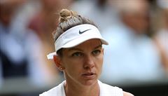 Koncentrovaná Simona Halepová ve finále Wimbledonu