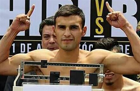 Tiadvacetiletý bývalý argentinský boxer lehké váhy Hugo Alfredo Santillan.