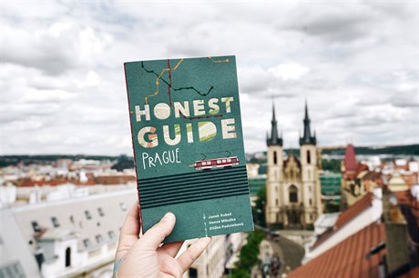 Kniní Honest Guide vyel v eské i anglické verzi.