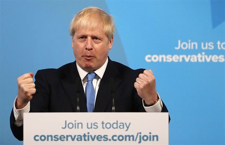 Nový éf konzervativc a pítí britský premiér Boris Johnson.