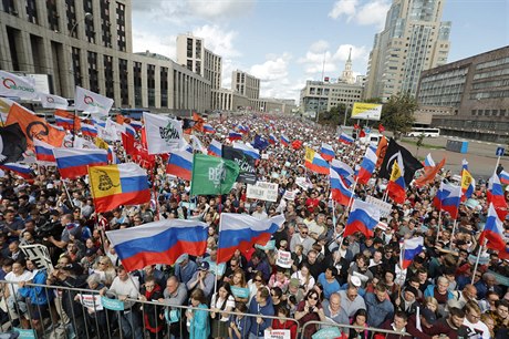 Demonstranti v Moskv.