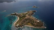 Ostrov Little St. James v souostroví Panenských ostrovů, který se řadí do...