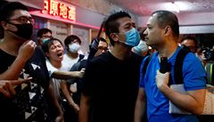 Ekonomika Hongkongu kles, na vin jsou i masivn a trvajc protesty