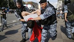 Demonstrace v Moskvě metodicky řídí západní diplomati, tvrdí předseda ruského parlamentu Volodin