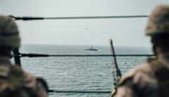 Při íránském cvičení v Ománském zálivu zahynulo 19 námořníků. Nehoda se stala na ostře sledované trase