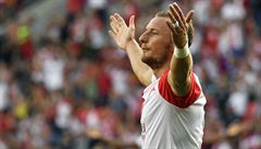 Vladimír Coufal ze Slavie se raduje z gólu.