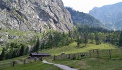 Na turisty eká u Obersee chata s oberstvením.