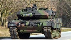 Leopard 2 je německý hlavní bojový tank. Slouží v armádách 16 dalších států...