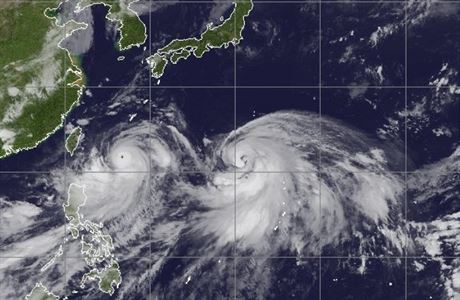 Tajfun Lekima se blíí k pobeí Tchaj-wanu.
