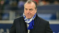 Šéf Schalke rasistickými výroky způsobil poprask. Dočasně opustil svou funkci