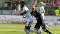 Ve fotbalov lize u nen nikdo stoprocentn, Slavia ztratila body v Karvin