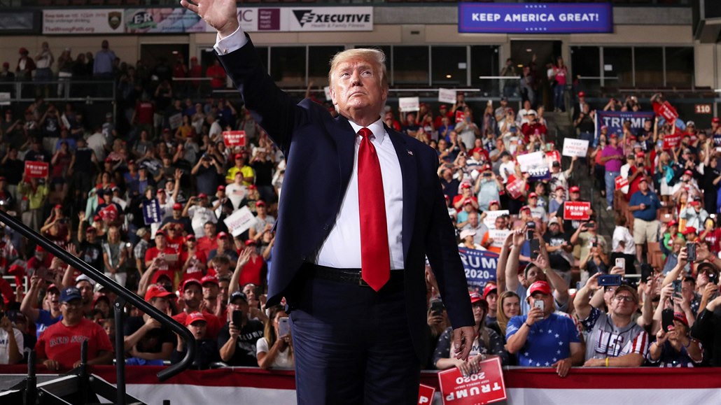 Americký prezident Trump se svými podporovateli v New Hampshire