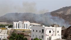 Boje o město Aden.