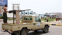 Sadskoarabsk koalice zatoila na Aden ovldan jihojemenskmi separatisty