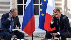 Emanuel Macron a Vladimir Putin.