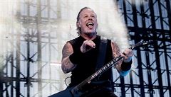 Zpvák James Hetfield bhem koncertu kapely Metallica.