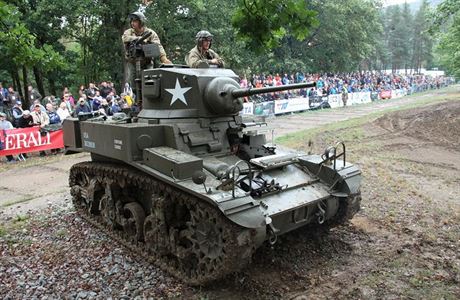 Americký lehký tank M3A1 Stuart armádní muzeum získalo ze soukromé sbírky ve...