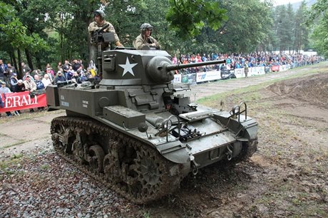 Americký lehký tank M3A1 Stuart armádní muzeum získalo ze soukromé sbírky ve...