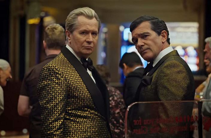 Gary Oldman a Antonio Banderas. Snímek The Laundromat (2019). Reie: Steven...