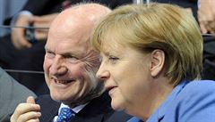 Ferdinand Piëch na fotce s Angelou Merkelovou. | na serveru Lidovky.cz | aktuální zprávy