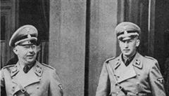 Heinrich Himmler a Reinhard Heydrich, velcí kamarádi.