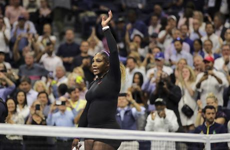 Serena Williamsová slaví vítzství na US Open.