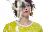 Módní návrhá�ka Tereza Rosalie Klado�ová si oblékla svetr z merino vlny z...