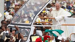 Papež na Madagaskaru sloužil mši pro milion věřících. V projevu odsoudil korupci, která zbavuje chudé naděje