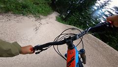 Malí bikeři youngGUNS projeli střediska Saalbach a Petzen v Rakousku | na serveru Lidovky.cz | aktuální zprávy
