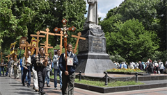 Citlivým místem je i kyjevský pomník sovětskému generálovi Vatutinovi, kterého...