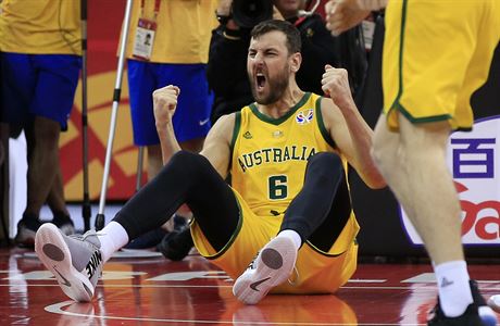 Andrew Bogut a jeho radost.