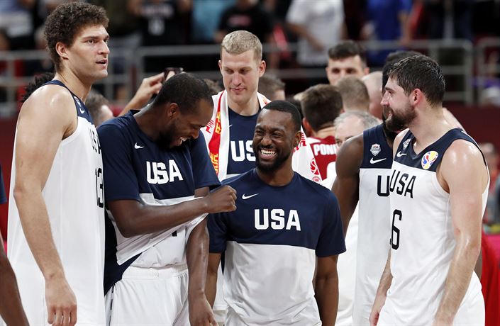 Basketbalisté USA si na závr nepodaeného MS poradili s Polskem a na...
