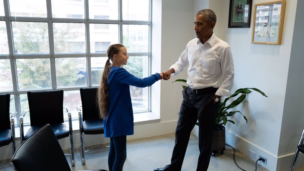 Bývalý americký prezident se setkal s Gretou Thunbergovou.