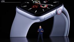 Stan Ng pedstavuje nové Apple Watch na prezentaci nových produkt Applu v...