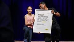 Aktivistka Greta Thunbergov ve Washingtonu pevzala cenu Amnesty International