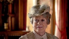 Herečka Maggie Smithové jako Violet Crawleyová. Snímek Panství Downton (2019)....
